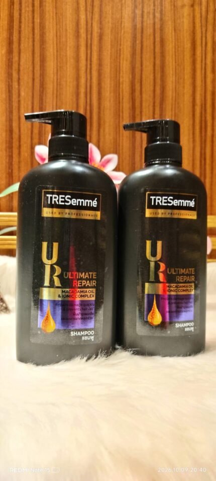 TRESemmé Ultimate Repair Shampoo 450 ML ( Buy 1 Get 1 Free Offer )